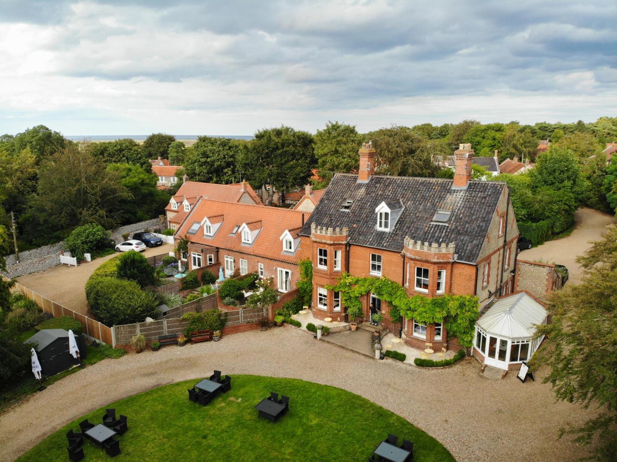 Guest house Blakeney House